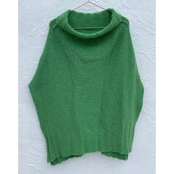 Womens Pullover Sleeveless Crochet Lambswool Sweater Green Sz OS - Picture 2 of 6